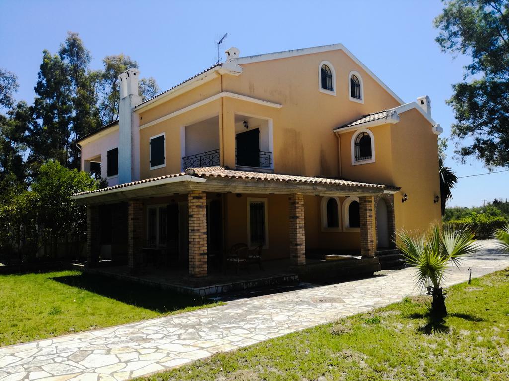 Antonia Beachfront Villa Lefkimmi  Esterno foto