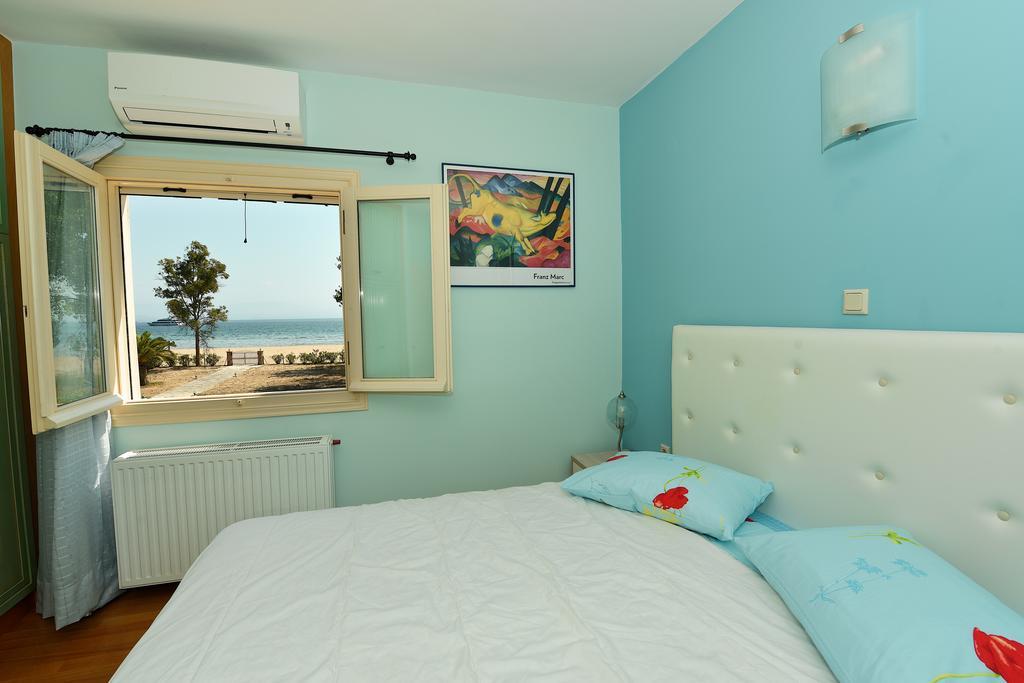 Antonia Beachfront Villa Lefkimmi  Esterno foto
