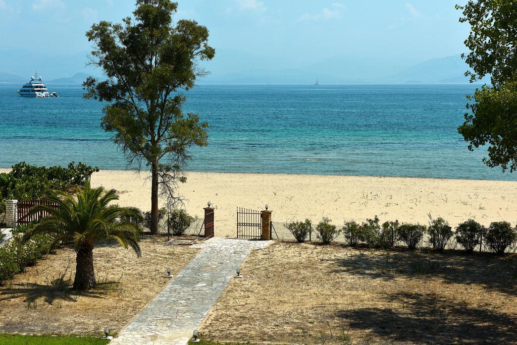 Antonia Beachfront Villa Lefkimmi  Esterno foto