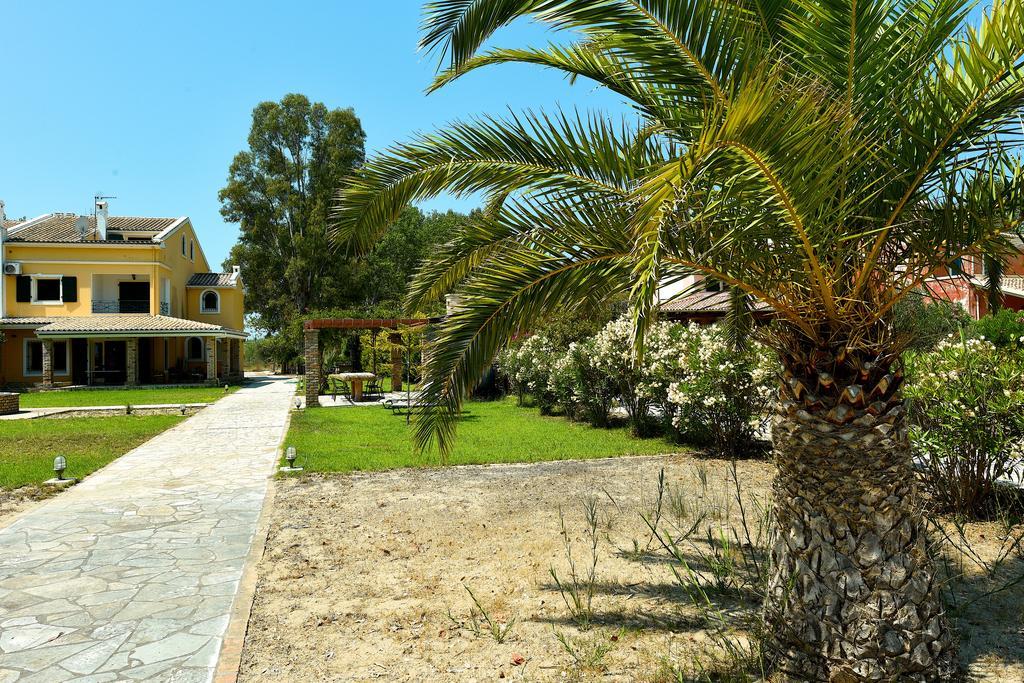 Antonia Beachfront Villa Lefkimmi  Esterno foto