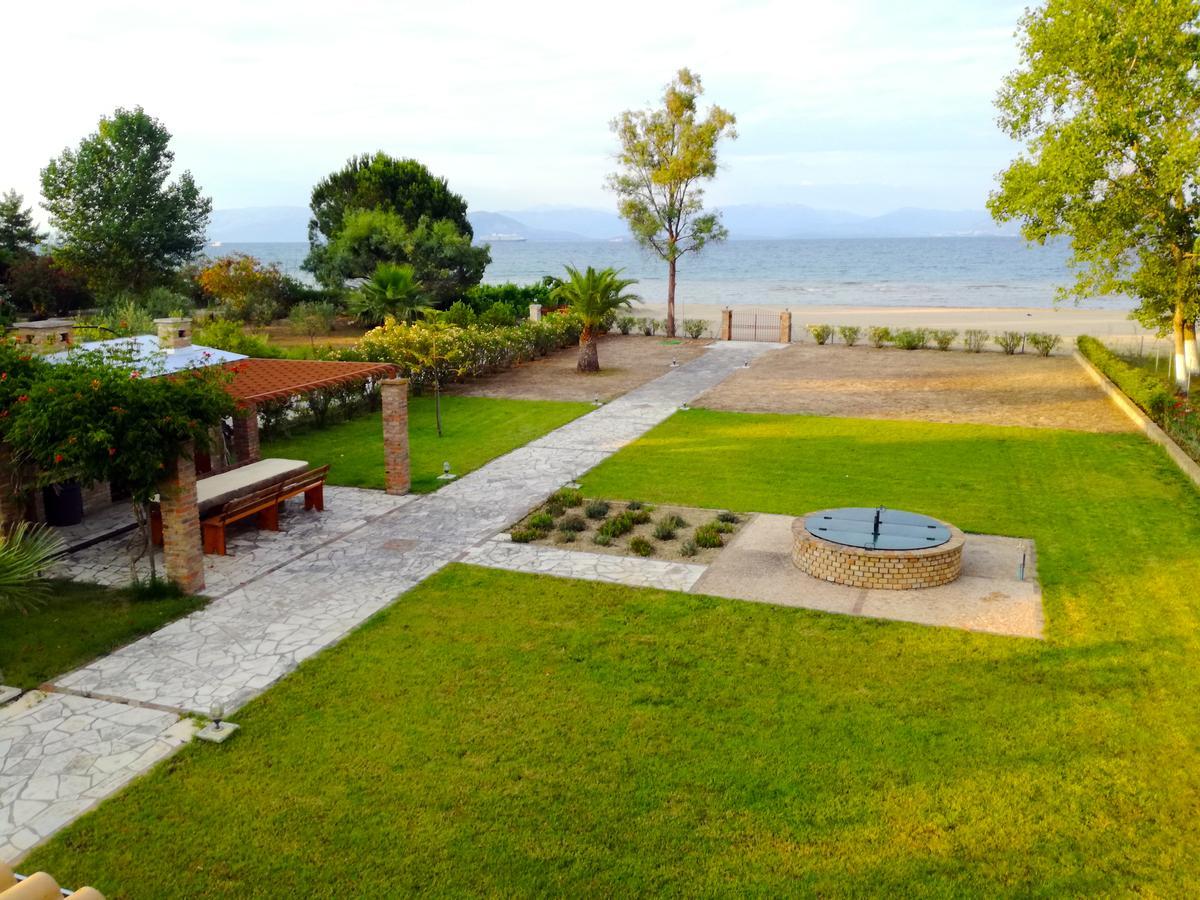 Antonia Beachfront Villa Lefkimmi  Esterno foto